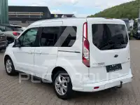2017 Ford Tourneo