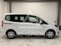 2017 Ford Tourneo