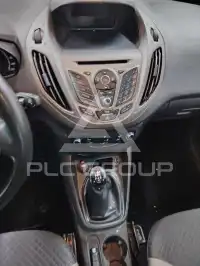 2017 Ford Tourneo
