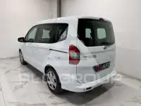 2017 Ford Tourneo