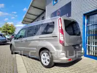 2017 Ford Tourneo
