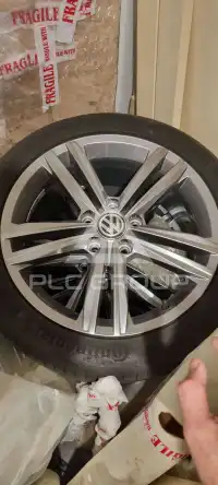 2017 Volkswagen GOLF