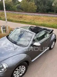 2017 Volkswagen BEETLE