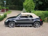 2017 Volkswagen BEETLE