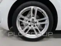 2017 Volkswagen BEETLE