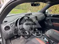 2017 Volkswagen BEETLE