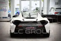 2017 McLaren 570GT