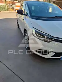 2017 Renault Scenic