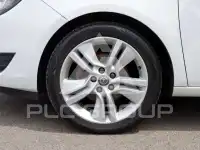 2017 Opel MERIVA