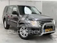 2018 Mitsubishi PAJARO