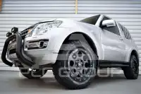 2018 Mitsubishi PAJARO