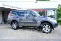 2018 Mitsubishi PAJARO