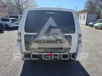 2018 Mitsubishi PAJARO