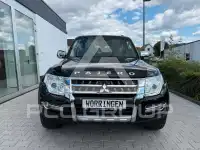 2018 Mitsubishi PAJARO