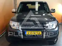2018 Mitsubishi PAJARO