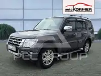 2018 Mitsubishi PAJARO