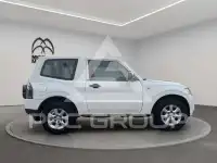 2018 Mitsubishi PAJARO