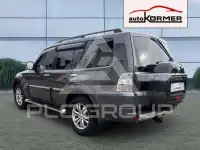 2018 Mitsubishi PAJARO