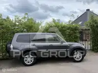 2018 Mitsubishi PAJARO