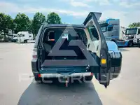 2018 Mitsubishi PAJARO