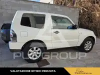 2018 Mitsubishi PAJARO