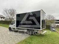 2018 Nissan NV 400