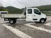 2018 Nissan NV 400