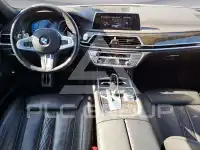 2018 BMW 740