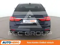 2018 BMW 740