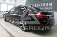 2018 BMW 740