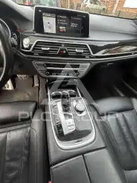 2018 BMW 740