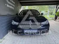 2018 BMW 740
