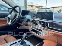 2018 BMW 740