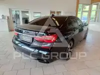 2018 BMW 740