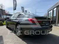 2018 BMW 740