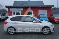 2018 BMW 225