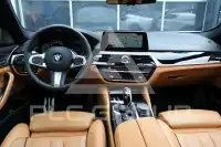 2018 BMW 530