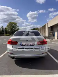 2018 BMW 318