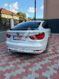 2018 BMW 318