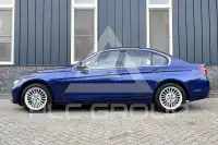 2018 BMW 318