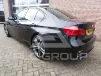 2018 BMW 318