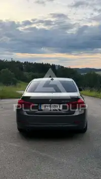 2018 BMW 318