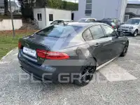 2018 Jaguar XE