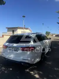 2018 Mercedes Benz E 220