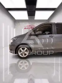 2018 Mercedes Benz V 220