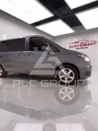 2018 Mercedes Benz V 220