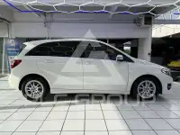 2018 Mercedes Benz B 180