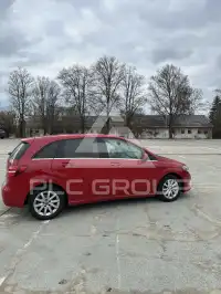 2018 Mercedes Benz B 180