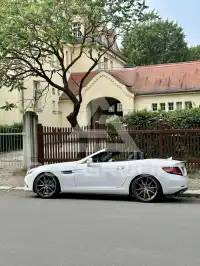2018 Mercedes Benz SLC 180