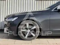 2018 Volvo V90